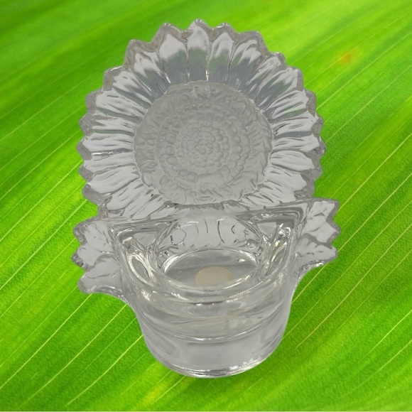 Partylite Clear Frosted Glass Sunflower Candle Tealight Holder - Picture 6 of 11